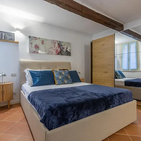 Guesthost - Charming Int - 3 Appartamento Ferrara